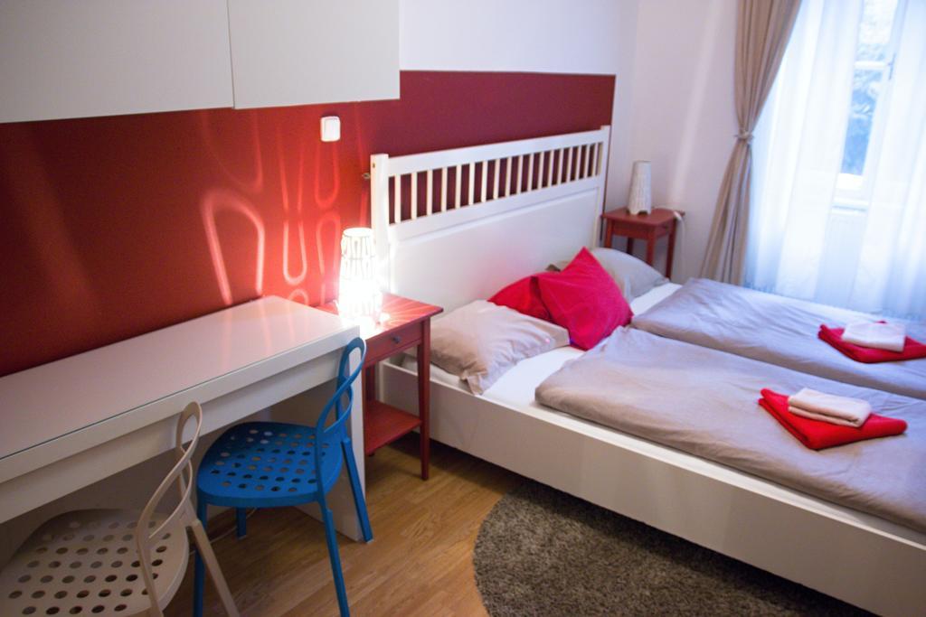 Metropolitan Studios Prag Oda fotoğraf